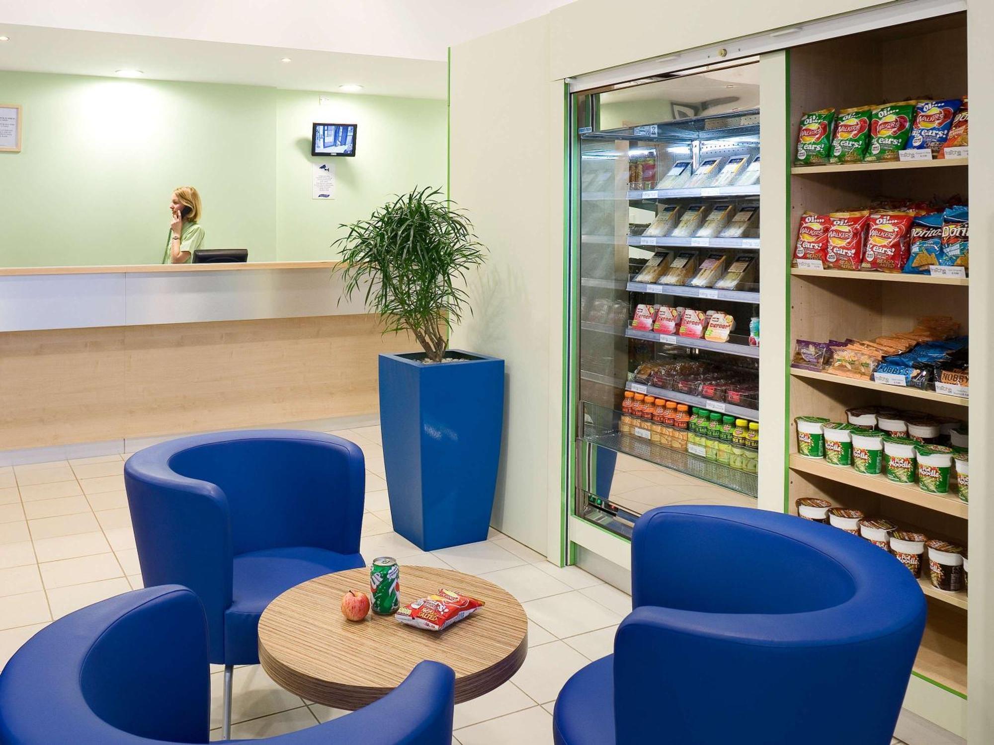 Ibis Budget Bordeaux Centre Bastide Екстер'єр фото
