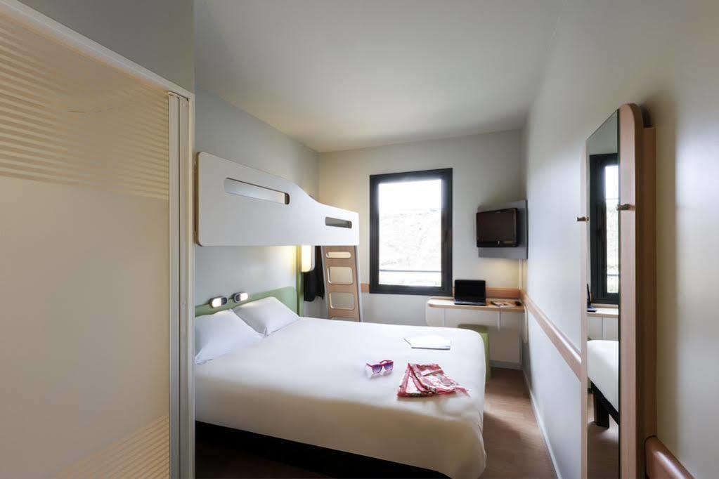 Ibis Budget Bordeaux Centre Bastide Екстер'єр фото